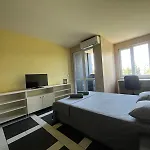 Einstein Apartment Sofia