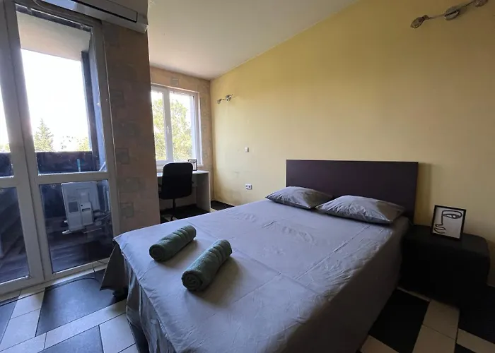 アパート Einstein